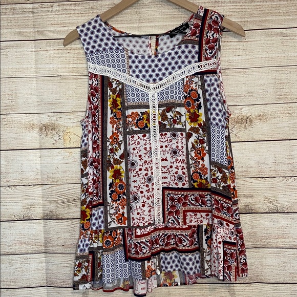 eden society Tops - Stitch fix eden society tank 😍